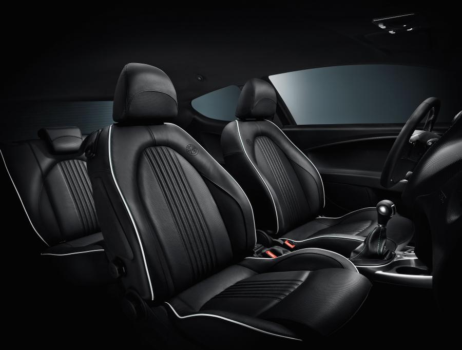 Интерьер Alfa Romeo MiTo Quadrifoglio Verde (955) 2014 года  (фото 3 из 45)